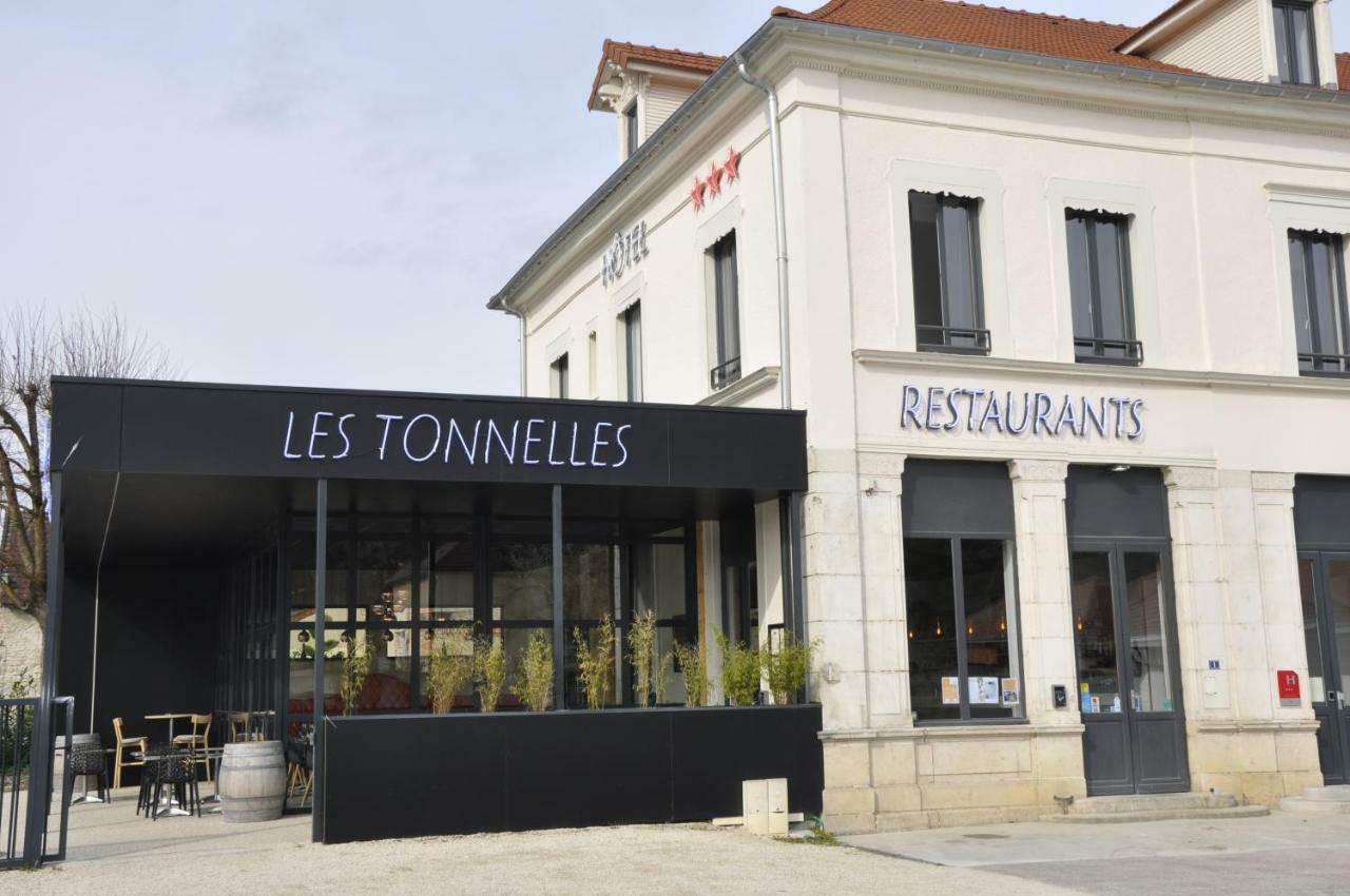 Готель Les Tonnelles Бар-сюр-Сен Екстер'єр фото